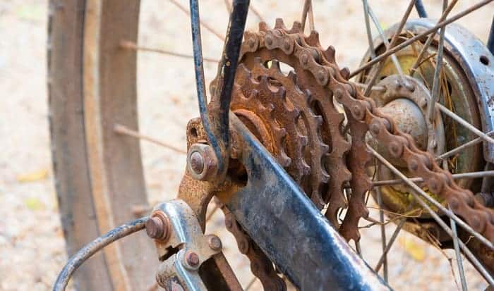 bike with rusty bike chain Bike Chain Rusty After Cleaning