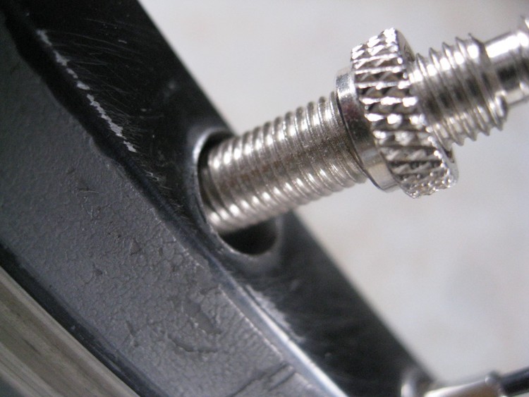Loose Presta Nut Valves bicycle chain clicking noise